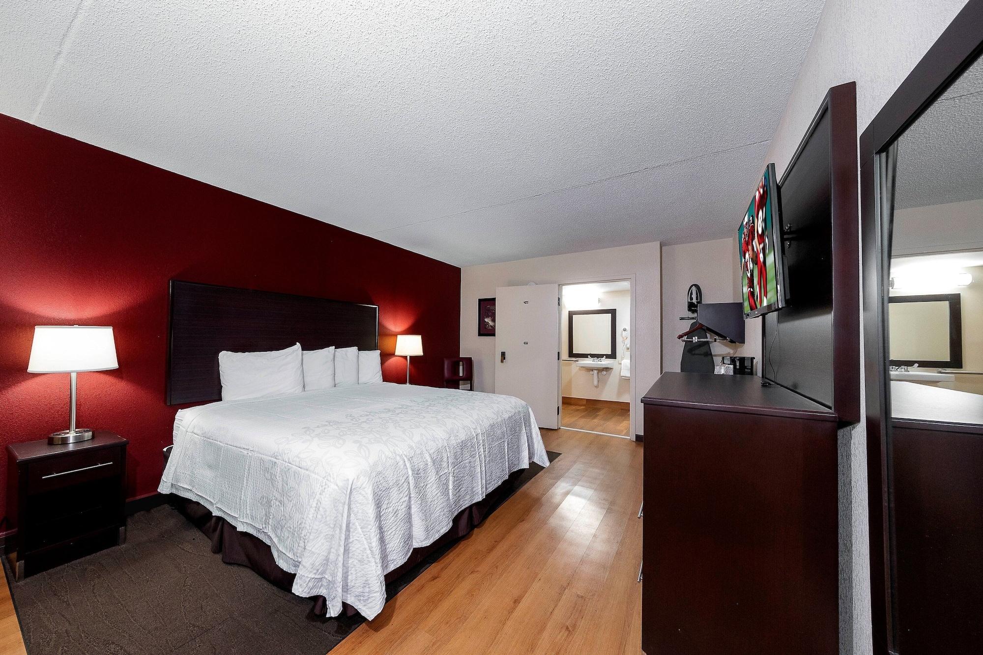 Red Roof Inn Plus+ Huntsville - Madison Luaran gambar