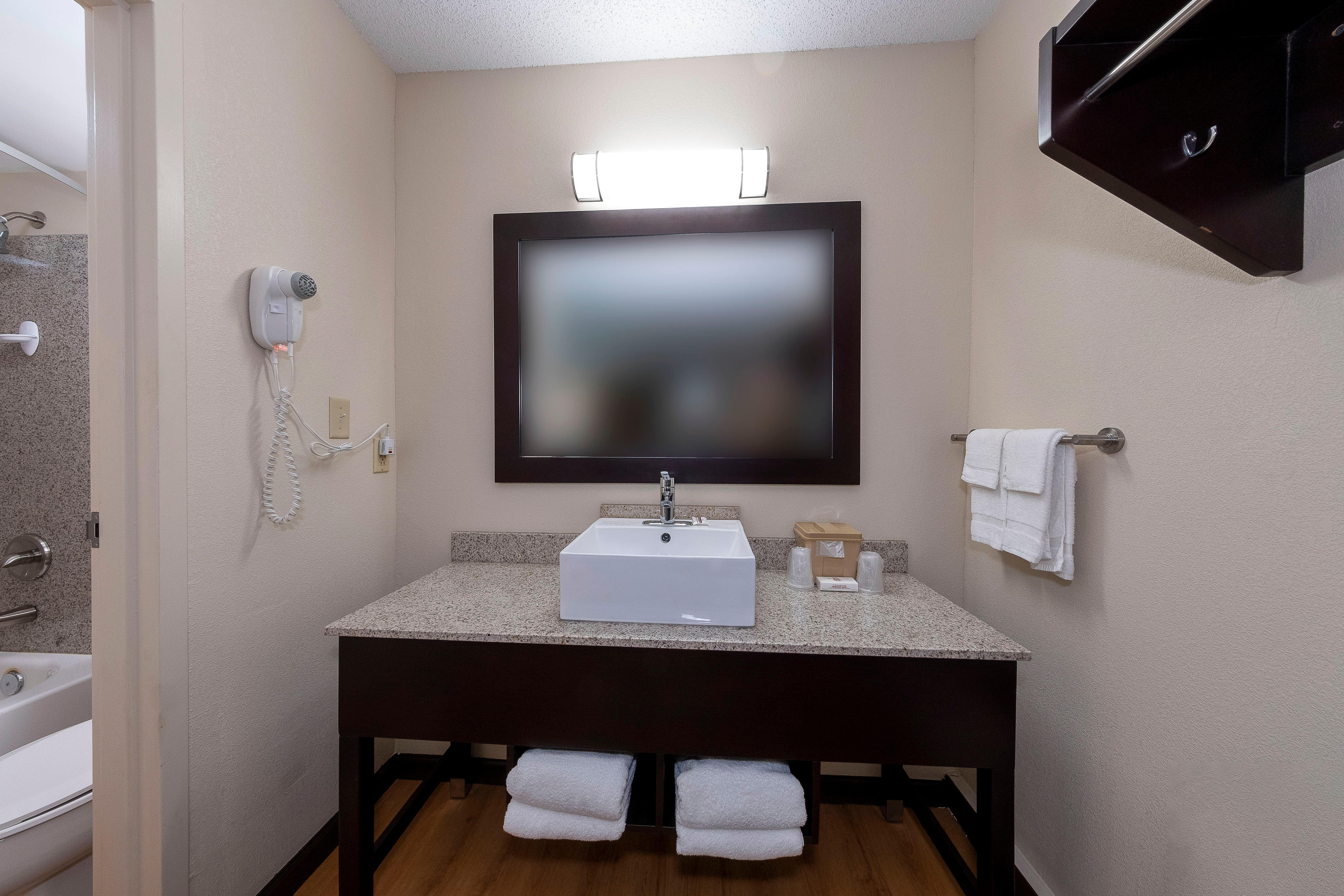 Red Roof Inn Plus+ Huntsville - Madison Luaran gambar